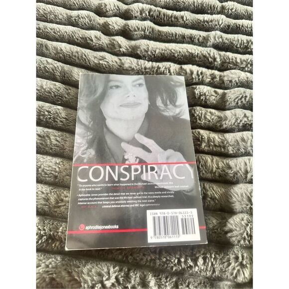 Michael Jackson Conspiracy by Aphrodite Jones (2010, Trade Paperback) - Picture 1 of 3